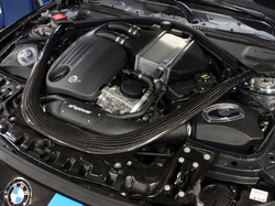 aFe Power karbonový kryt motoru BMW S55 M2 Competition / M3 / M4 (15+)
