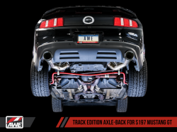 AWE Tuning axleback výfuk Track Eedition - Ford Mustang GT V8 5.0 (11 - 14)
